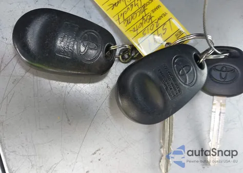 2015 Toyota Tacoma Prerunner V6 из США, поврежденный, VIN 5TFKU4HN2FX005981